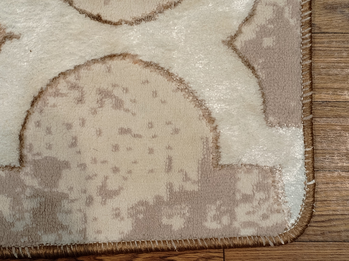 Neutral Tonal Geometric Pattern Accent Rug 2.5x1.5 ft