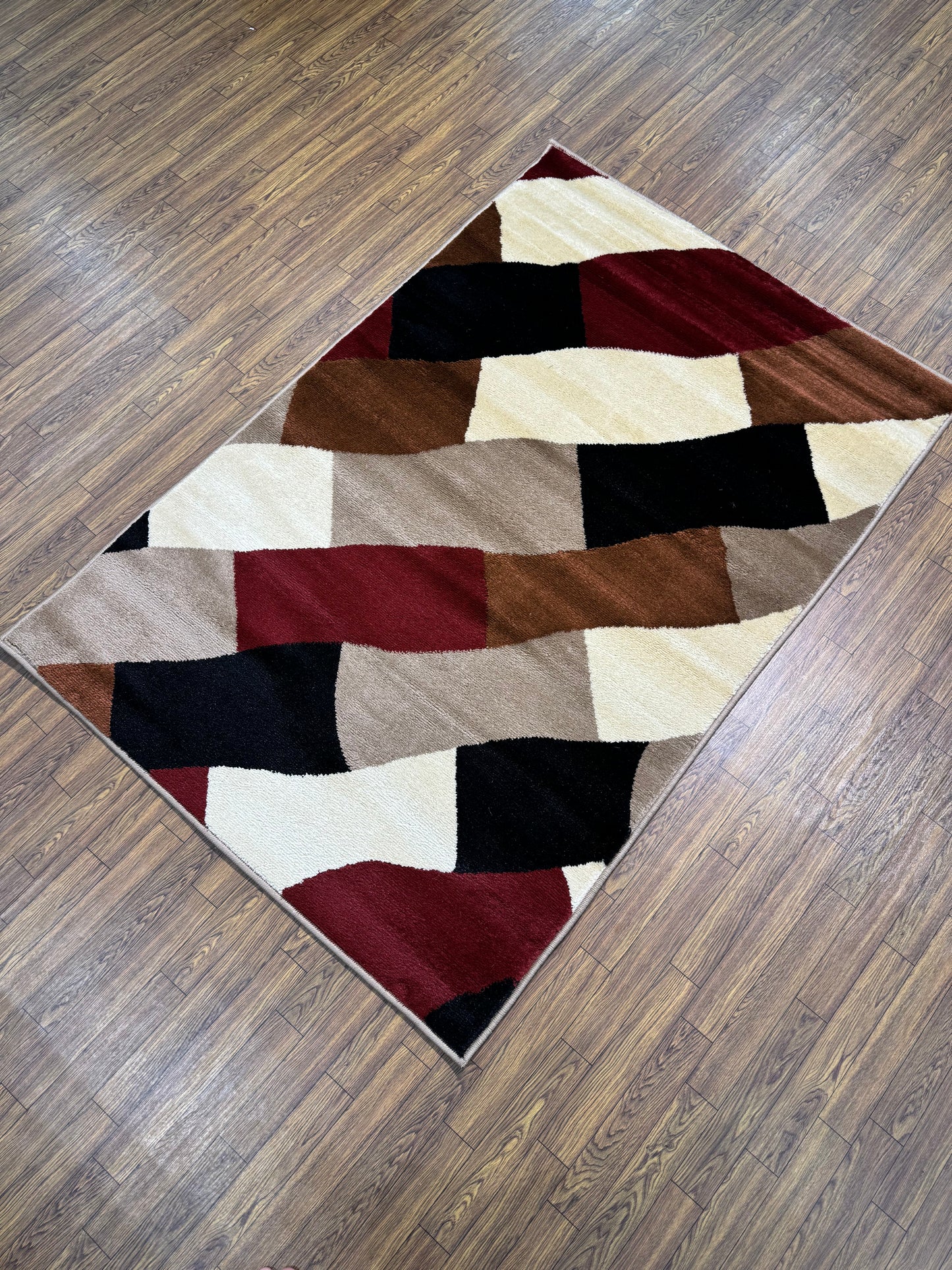 Slanted Block Abstract Persian Design Rug in (3x5 ft)