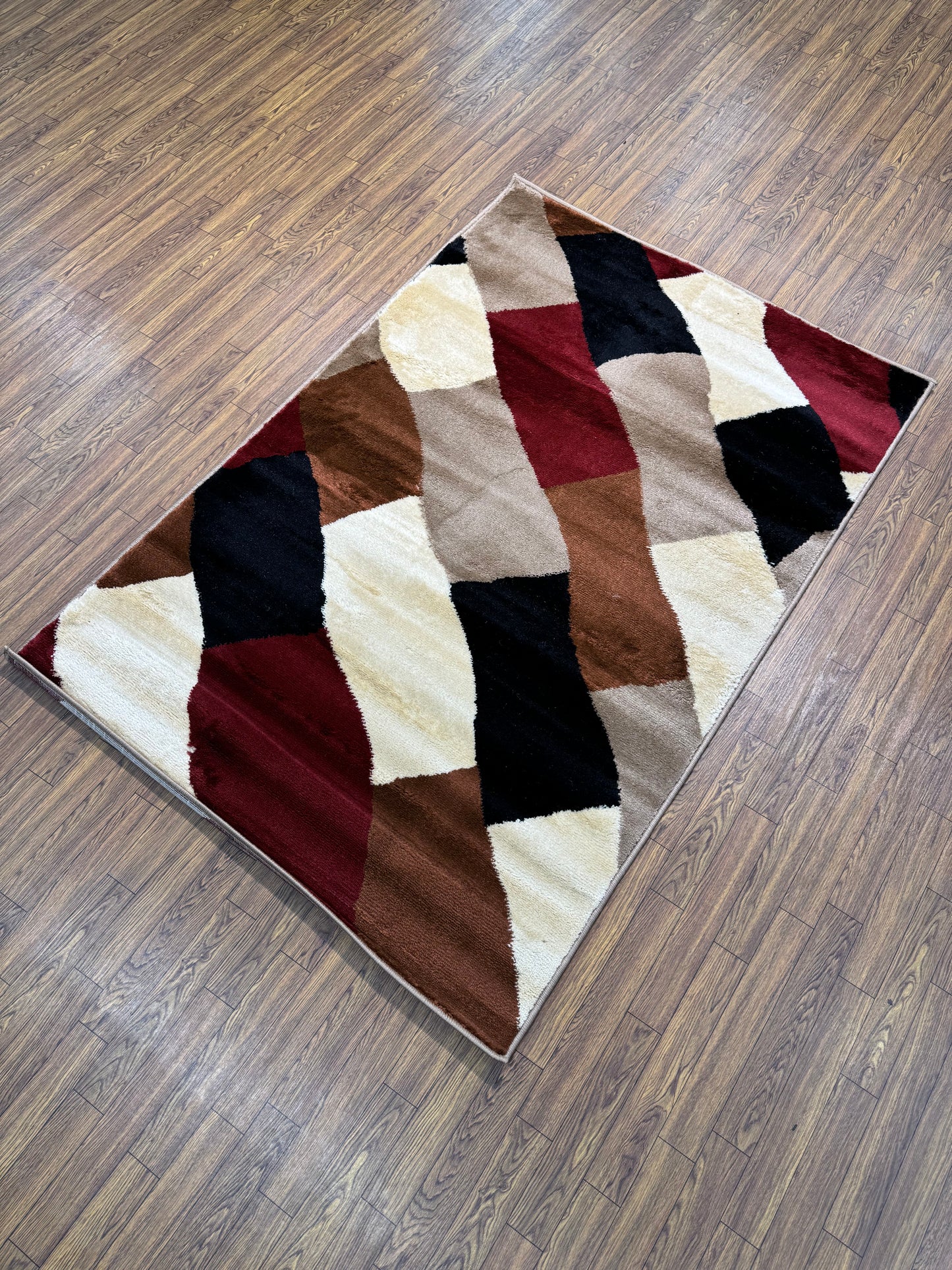 3D Geometric Carved Persian Design Rug in (3x5 ft)