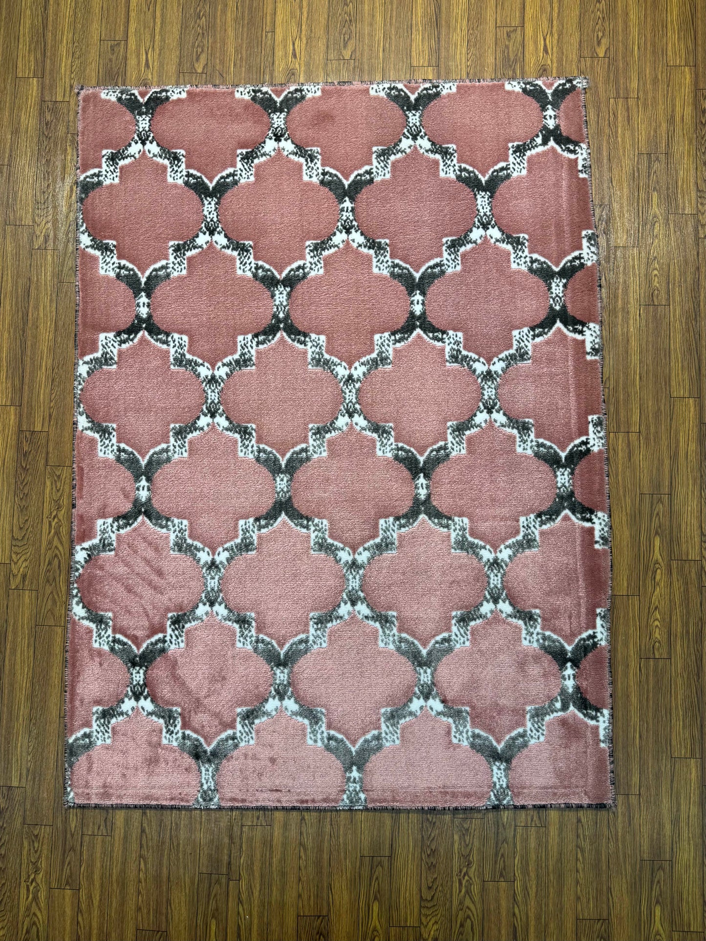 Dusty Rose & Gray Distressed Moroccan Trellis Turkish Rug in (3x5 ft)