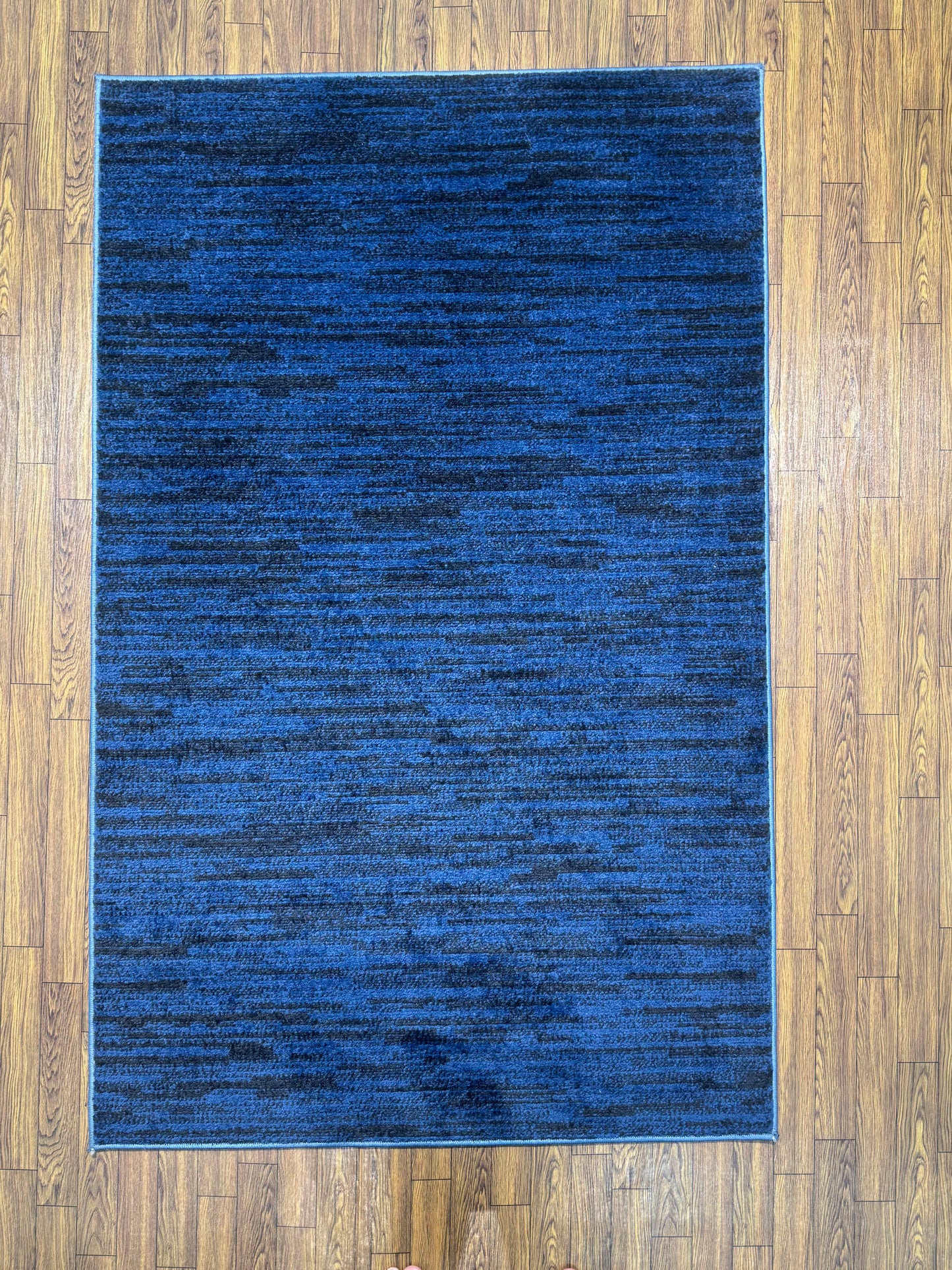 Modern Ombre Blue Black Rug (3x5 ft)