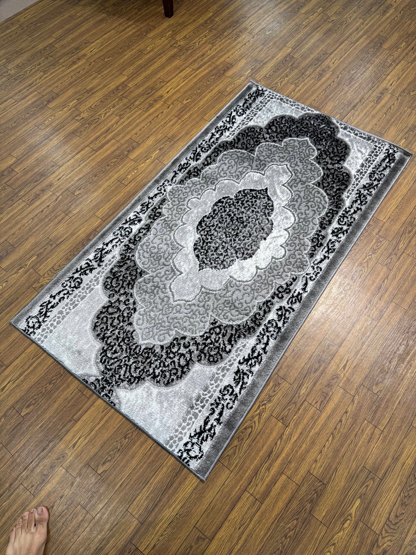 2.5x5 Rug Sale