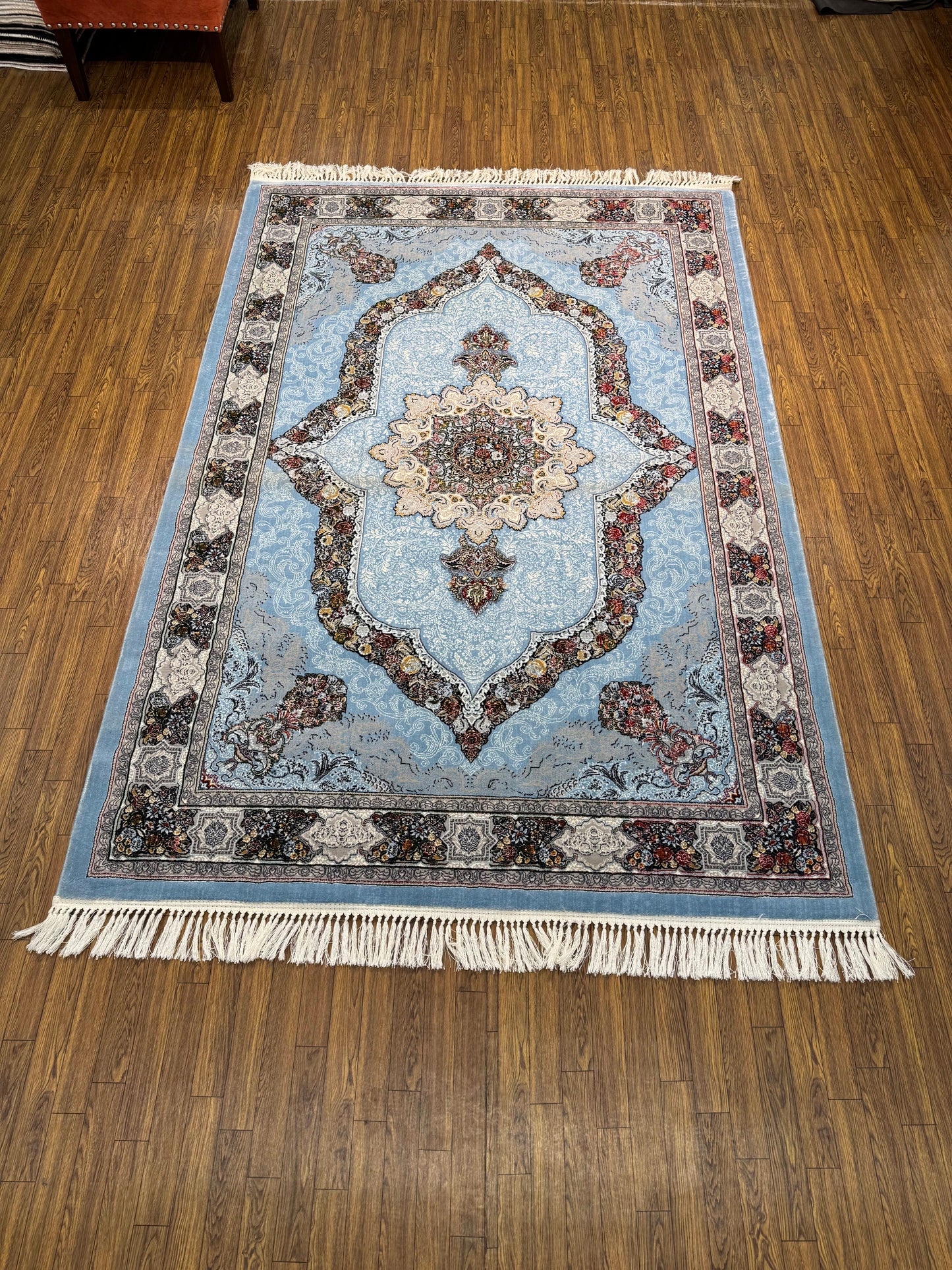Sky Blue Medallion Traditional Persian Rug (5x8 ft)