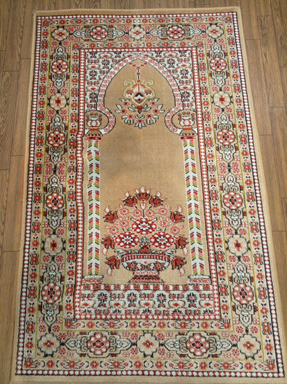 8mm Thick Tan Floral Arch Prayer Rug 4x2.5 ft