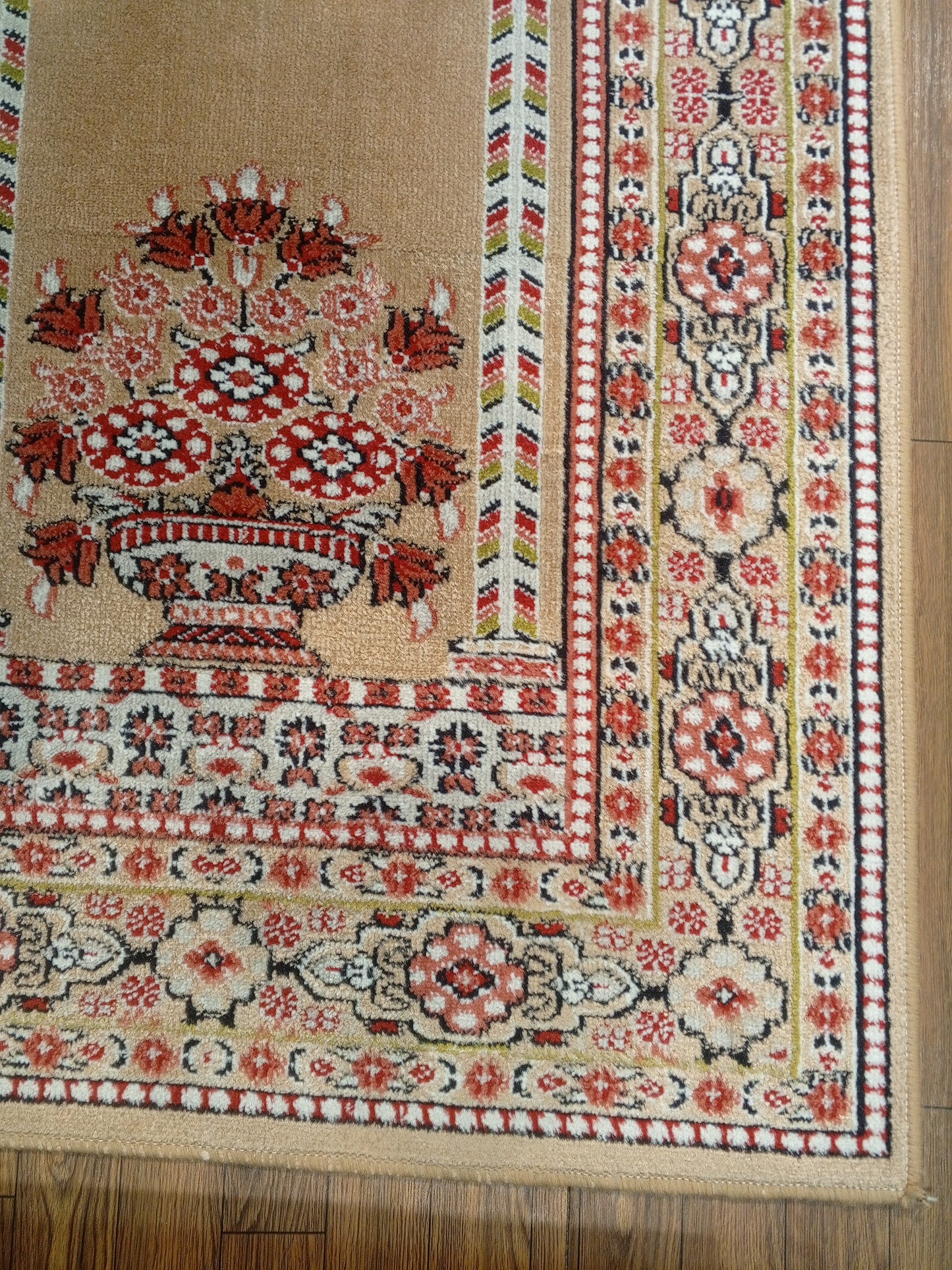 8mm Thick Tan Floral Arch Prayer Rug 4x2.5 ft