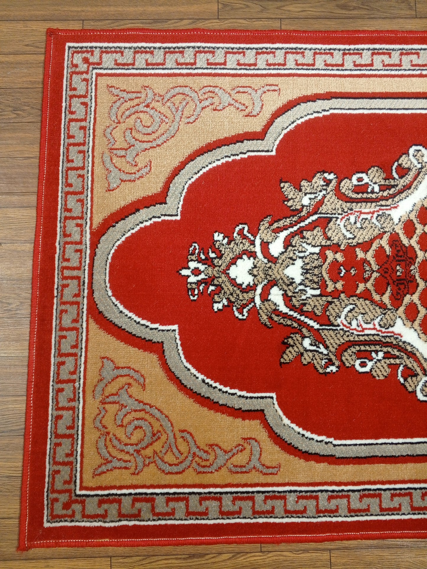 10mm Thick Red & Gold Mihrab Prayer Rug 4x2.5 ft