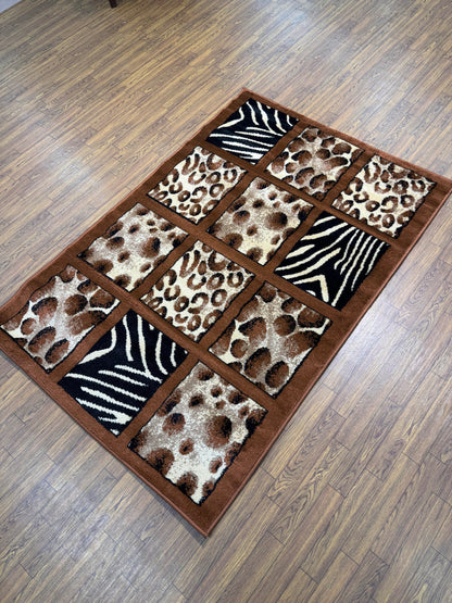 Beige Brown Geometric Persian Design Rug in (3x5 ft)