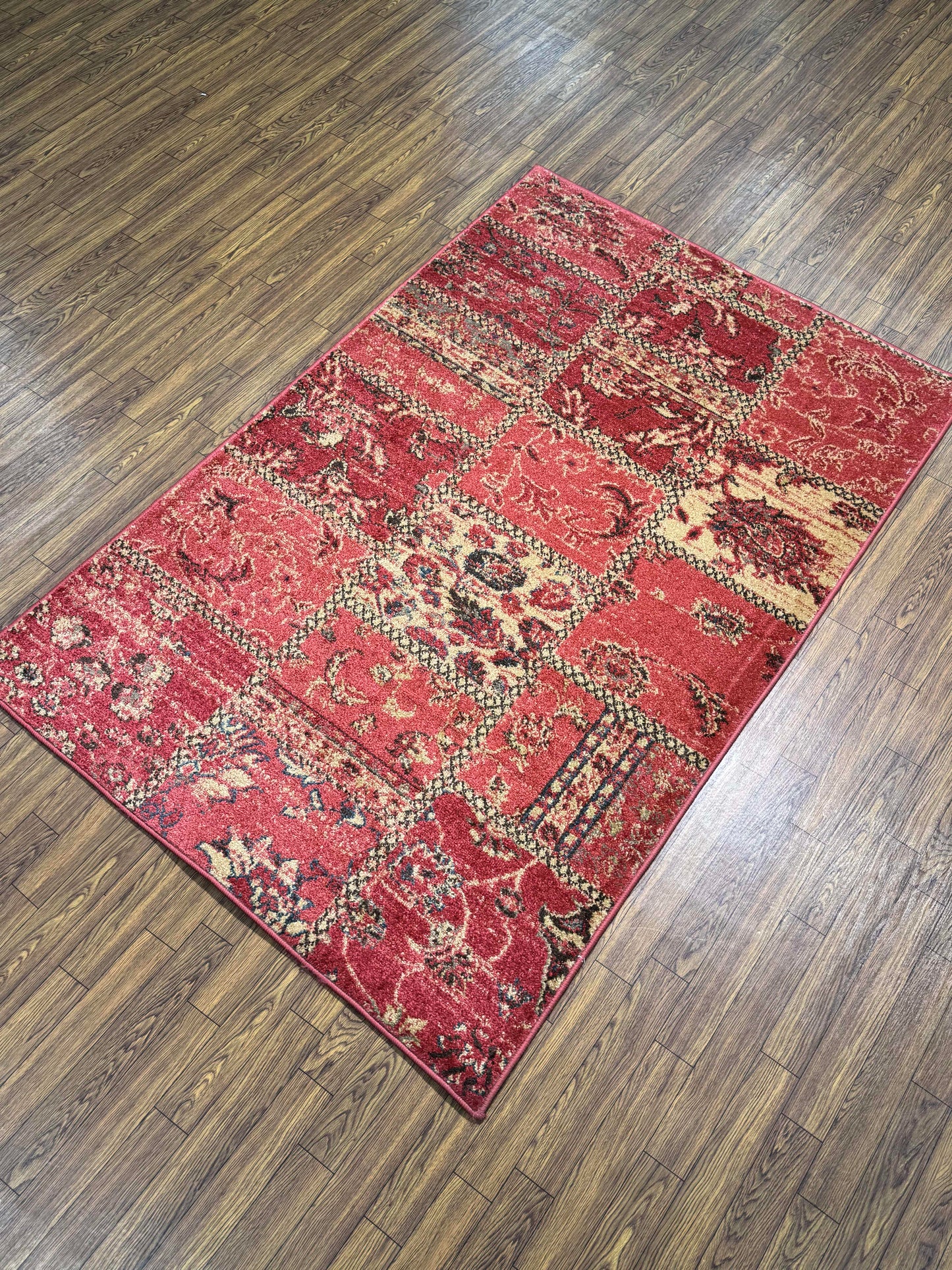Red Patchwork Distressed Vintage Persian Rug in (3x5 ft)