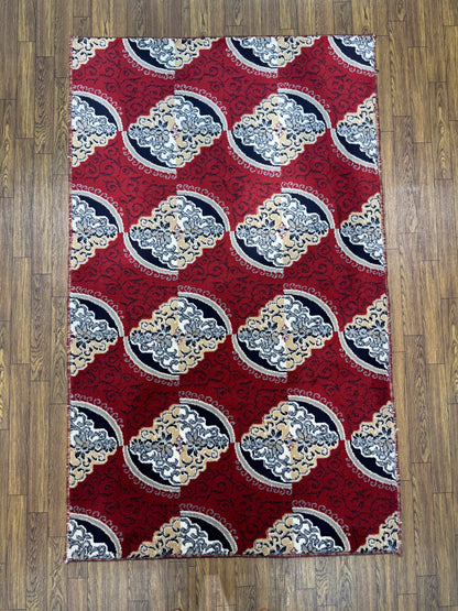 Red Repeating Diagonal Ogee Rug (2.5x5 ft)