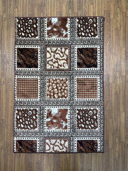 Animal Print Grid Greek Key Rug (2.5x5 ft)