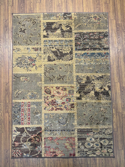 Distressed Patchwork Gray Gold Rug (3x5 ft)