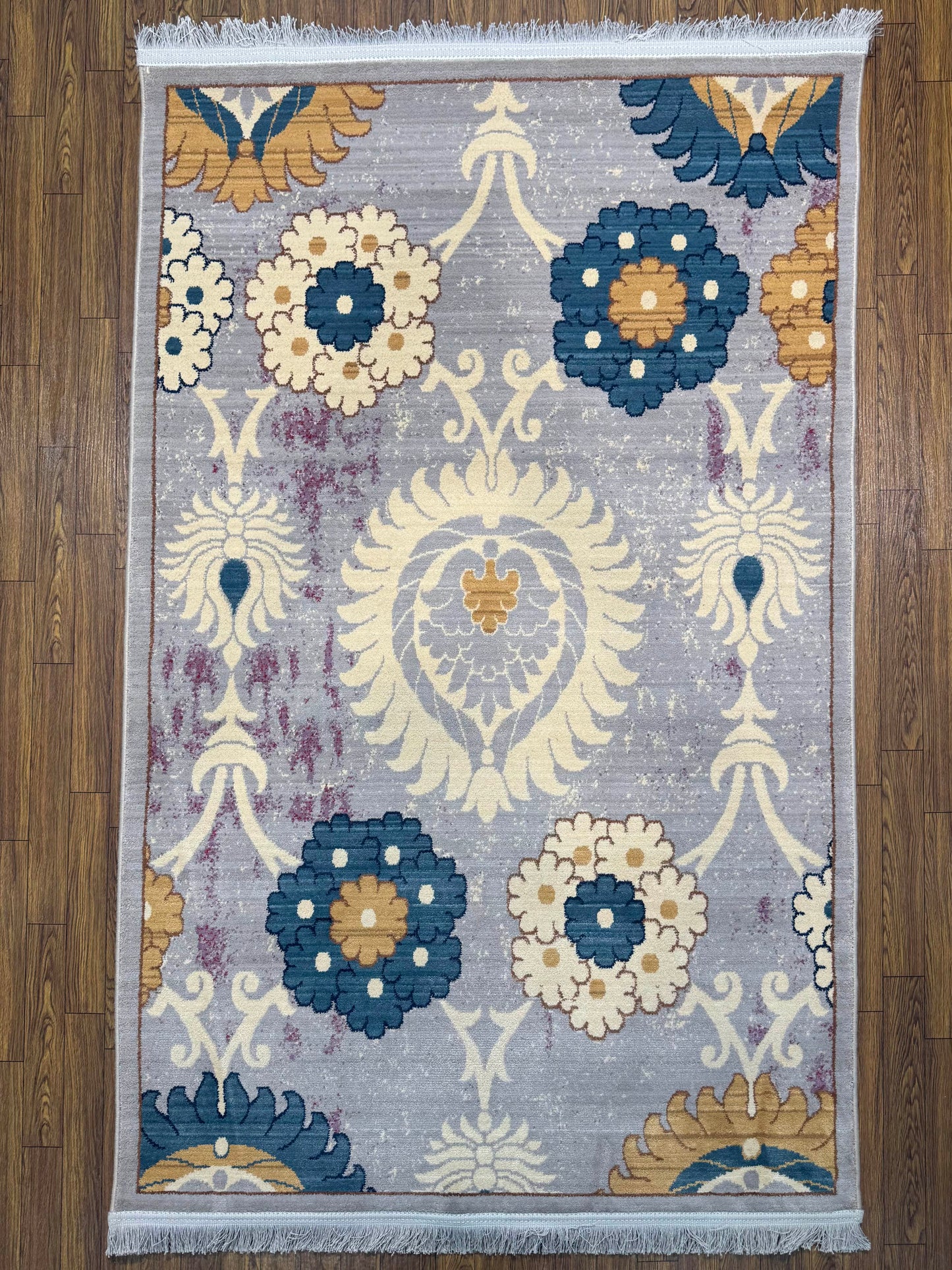 Modern Oversized Floral Medallion Rug (3x5 ft)