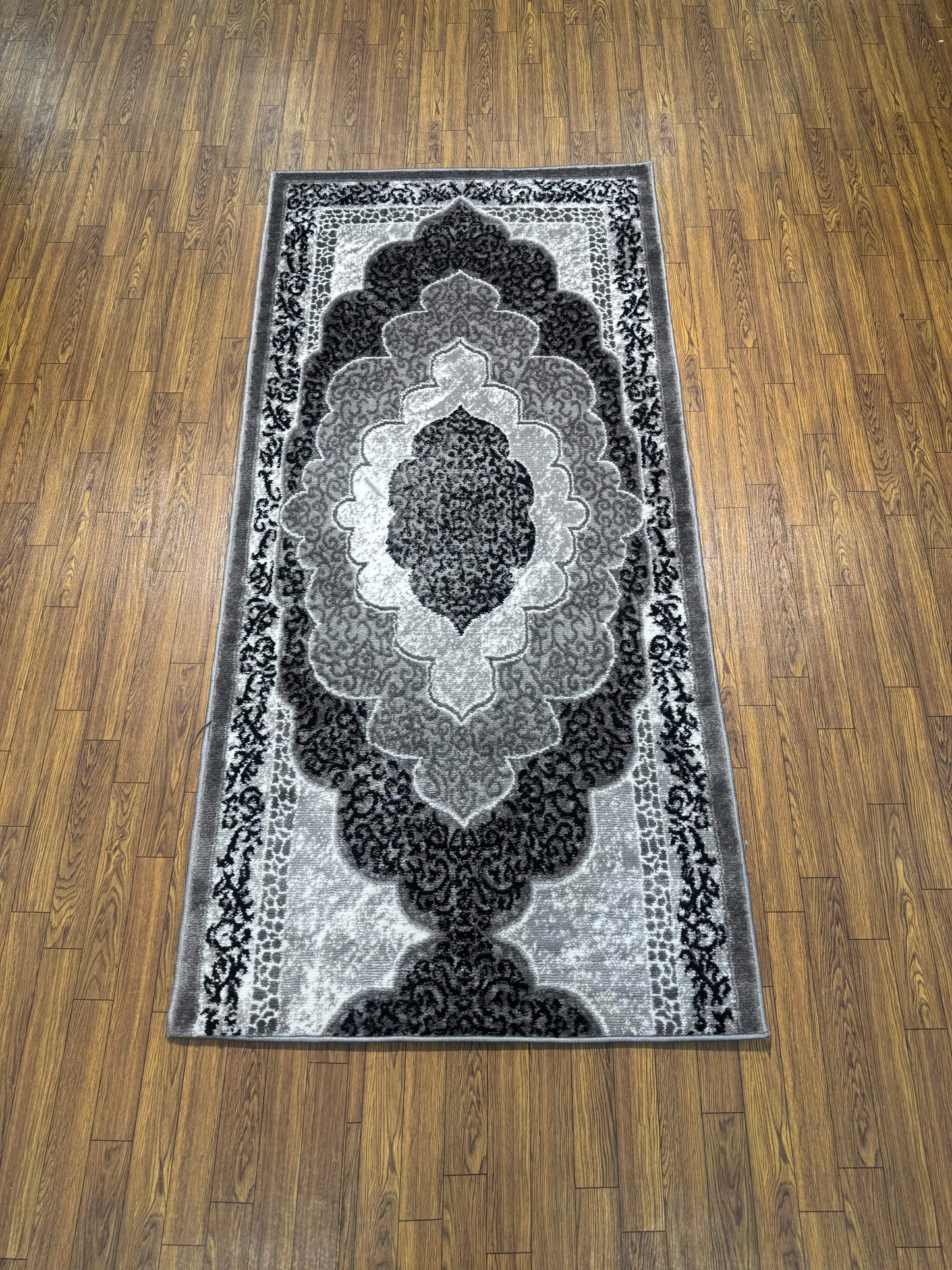 2.5x5 Rug Sale