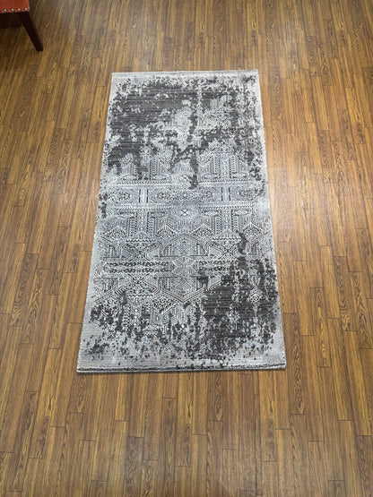 2.5x5 Rug Sale