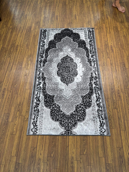 2.5x5 Rug Sale