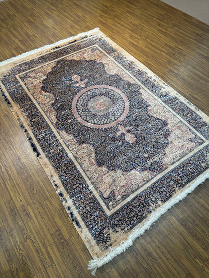 Black Beige Medallion Contrast Persian Rug (5x8 ft)