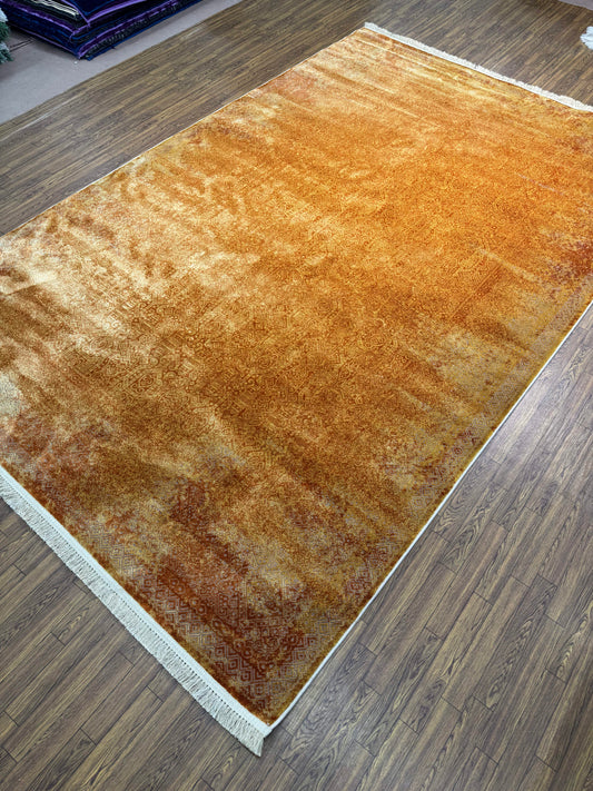 Gold Rust Distressed Traditional Rug (7x10 ft)