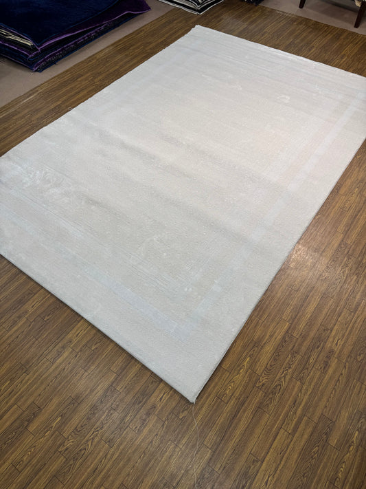 Solid Light Grey Shag Rug (7x10 ft)