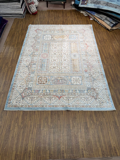 Distressed Patchwork Transitional Rug (7x10 ft)